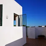 Baia A Schiera A 100 M Dalla