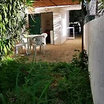 Baia A Schiera A 100 M Dalla *