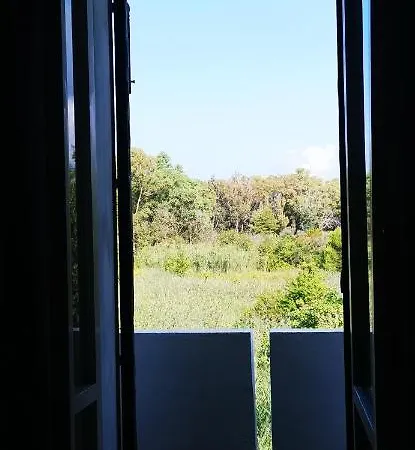 Baia A Schiera A 100 M Dalla *