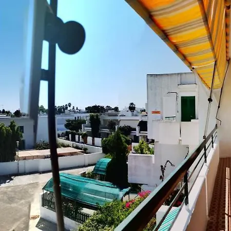 Baia A Schiera A 100 M Dalla Apartamento