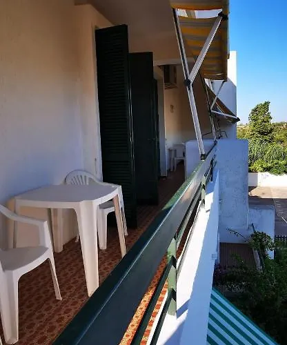 Baia A Schiera A 100 M Dalla Gallipoli