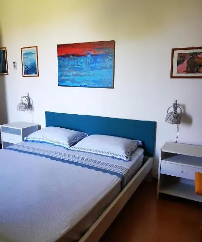 Baia A Schiera A 100 M Dalla Apartment *