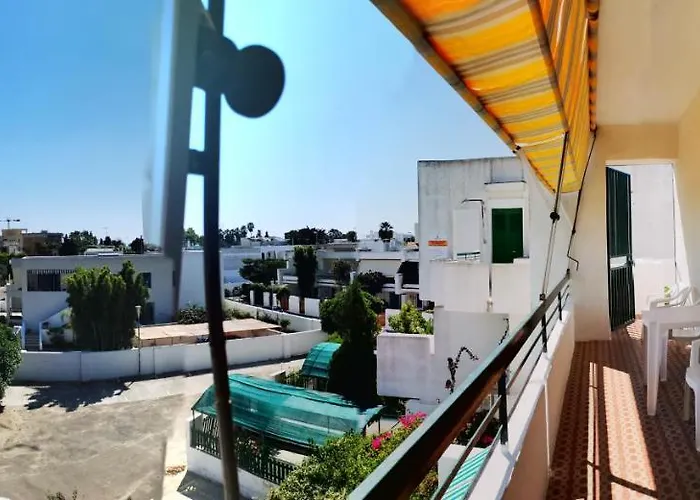 Baia A Schiera A 100 M Dalla Apartment