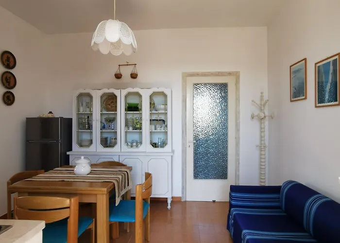 Apartment Baia A Schiera A 100 M Dalla