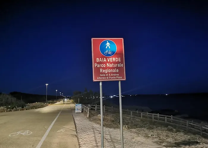 Baia A Schiera A 100 M Dalla Apartment *