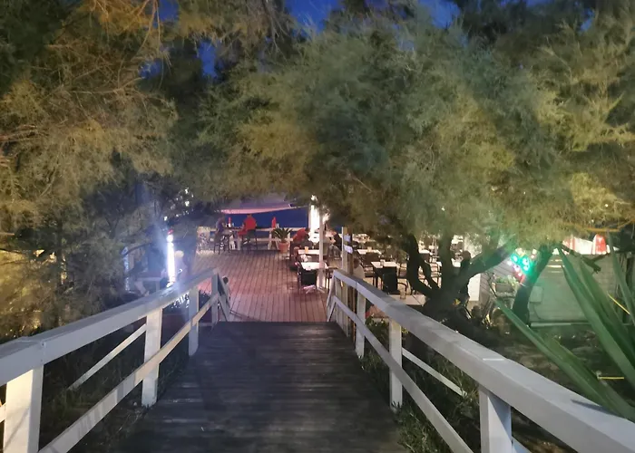 Baia A Schiera A 100 M Dalla Apartment *